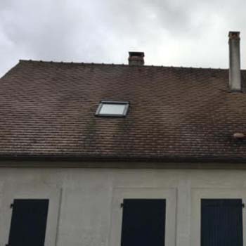 Démoussage de toiture 77